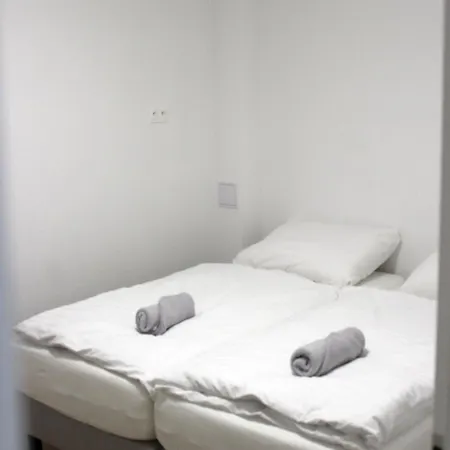 Kave Obchodna Apartment